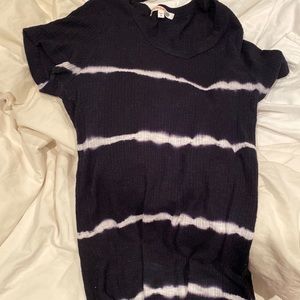 fitted navy and white shirt size xs